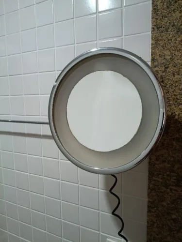 Espelho ampliador elétrico para banheiro