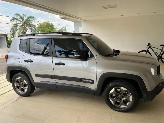 Jeep Renegade Sport 1.8 4X2 Flex 16V Mec. 2019