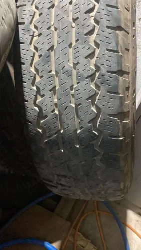 Pneus seminovos 255/70R17