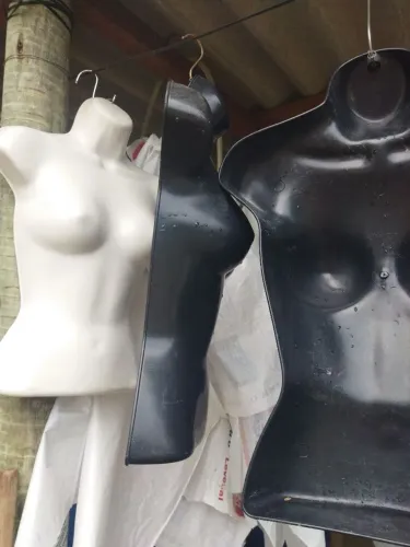 3 Bustos feminino para vitrine