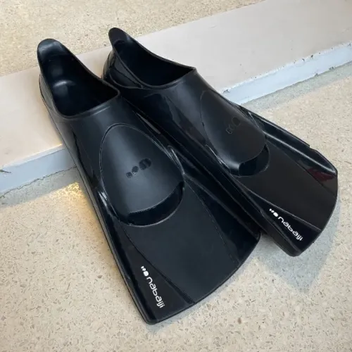 nadadeira de natação nabaiji decathlon preta 37/38 br