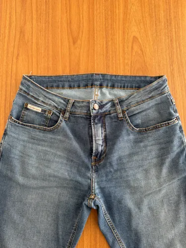 Calça jeans Calvin Klein nr 42