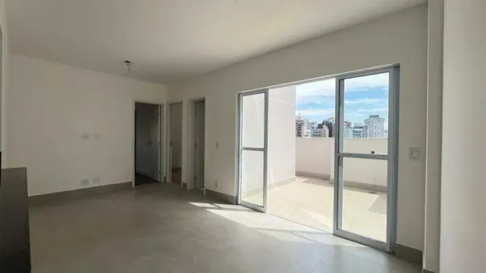 ÁREA PRIVATIVA 2 QUARTOS 2 VAGAS NO SANTA EFIGÊNIA EM BH