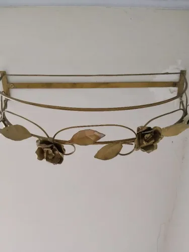 DOSSEL BERÇO DOURADO