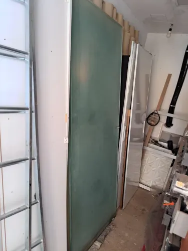 Vendo 2 vidro tipo blindex 2 metro e 15 de altura largura 85