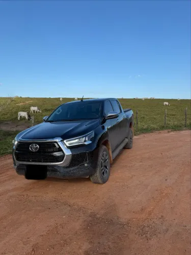 Toyota Hilux CD SRV 4X4 2.8 TDI Diesel Aut. 2025