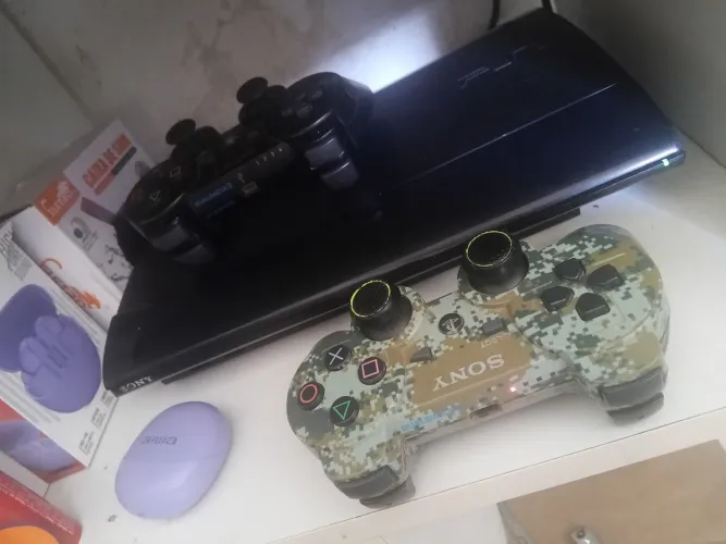 Play 3