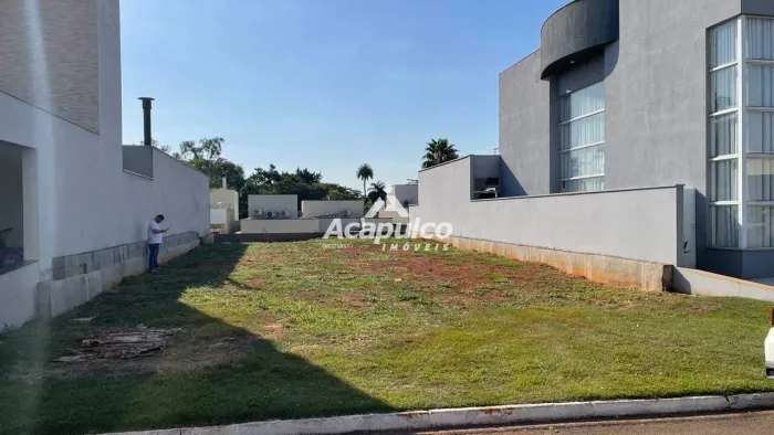 Terreno à venda no Condomínio Residencial Villa Carioba em Americana/SP.