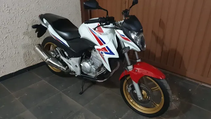 Vendo CB 300