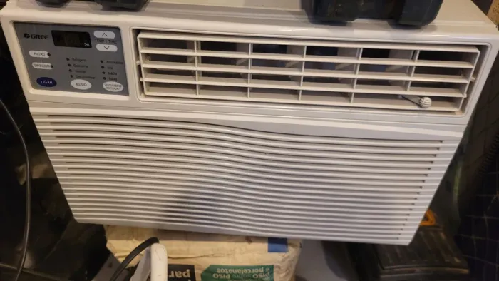 Vendo ar condicionado de janela semi novo