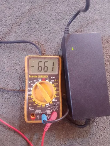 Carregado de bateria de scooter( mod DCSP672200)