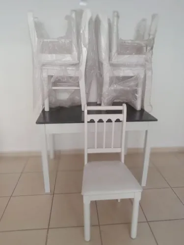 Mesa 4 cadeiras