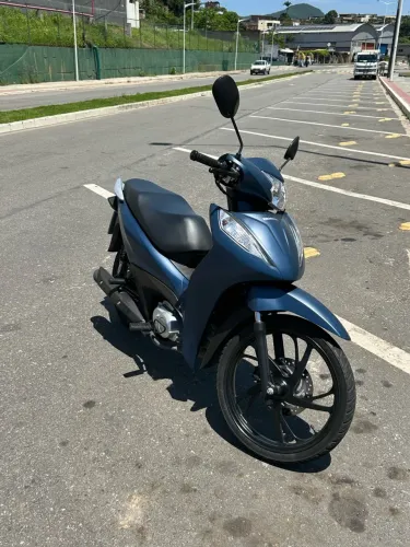 VENDO HONDA BIZ 125 EX 2025 AZUL