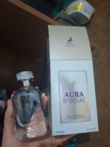 Perfume Arabe Aura D'ECLAT aberto, mas nunca usado.
