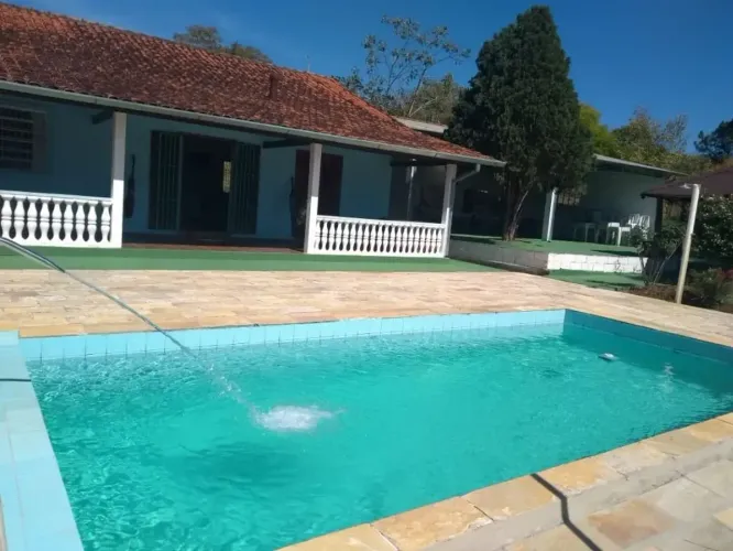 Chácara à Venda em Condomínio Bom Jesus - Caçapava/SP