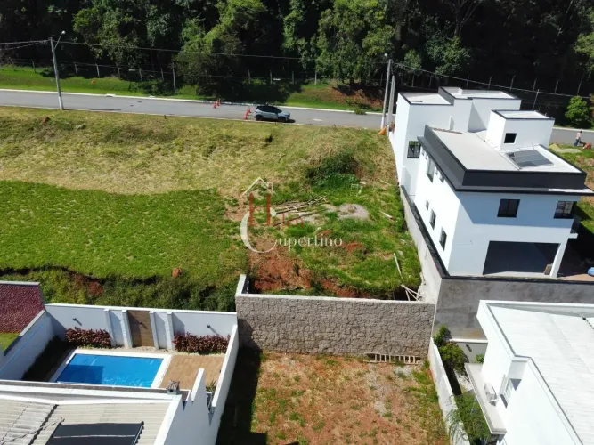 Terreno à venda no Condomínio Villa Verde no Jardim Quinta das Videiras em Jundiaí - SP