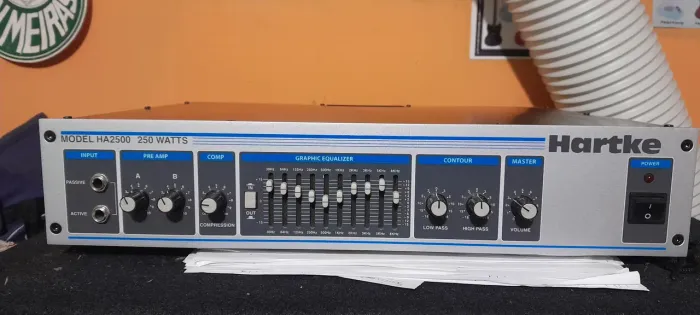 Amplificador de contrabaixo HARTKE HA2500