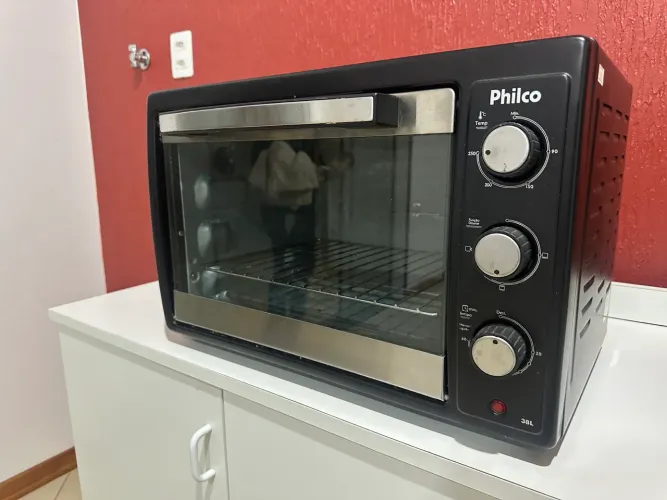 Forno Elétrico Philco 38L Preto - Excelente Estado e Funcionando Tudo!