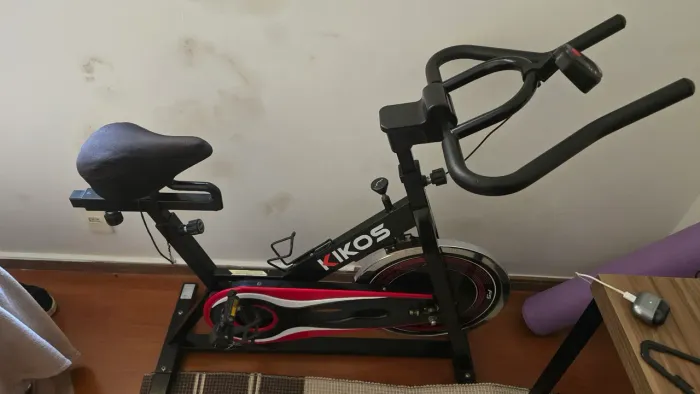 Excelente Bicicleta Spinning Kikos F5
