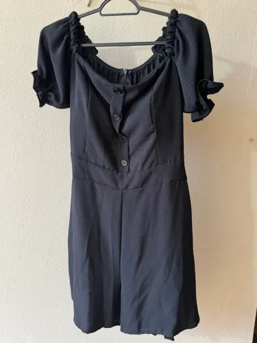Macacão de short preto