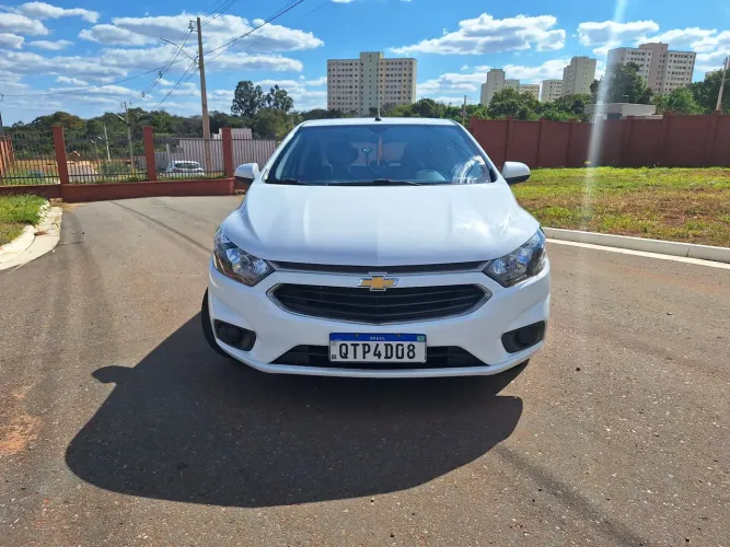 Chevrolet Onix Hatch LT 1.0 8V Flex Mec. 4P 2019