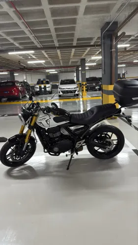 Triumph Speed 400 25/26 (1500km rodados)