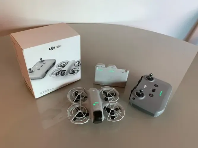 Drone DJI NEO Combo fly more