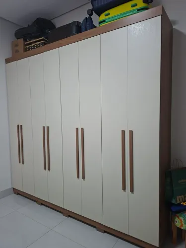 Guarda Roupa