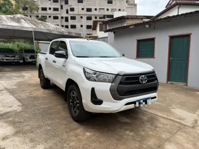Toyota Hilux CD 4X4 2.8 Diesel Mec. 2022