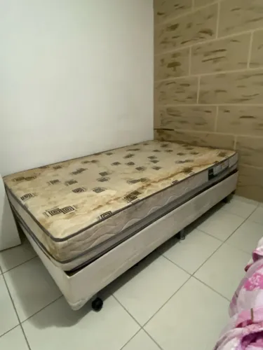 Vendo cama casal box