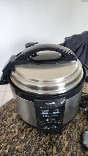 Panela de pressão elétrica Rita Lobo Eletrolux