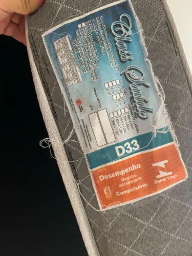 Cama Box Casal 1,38x1,88 + Colchão D33 | Excelente Estado