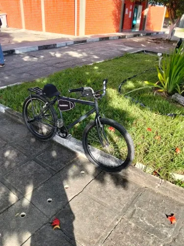 Bike montadinha pra venda ou bolo ?