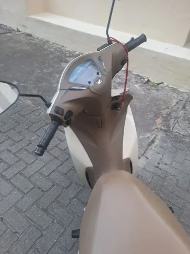 Biz 125cc conservada