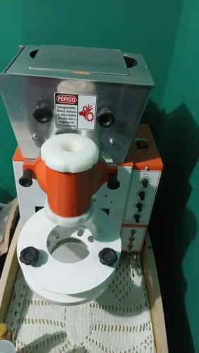 MÁQUINA DE  COXINHAS