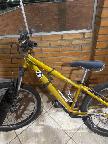 Bicicleta gios 4 trix aro 24