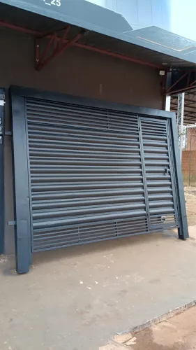 PORTÃO SEMINOVO 3,40x2,40