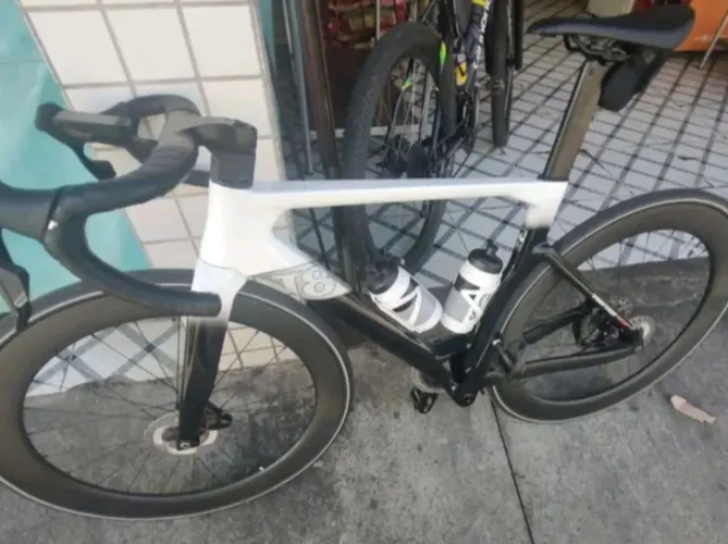 Vendo Quadro Twitter T8 +Garfo em carbono +Canote + Guidão Integrado TAM 48
