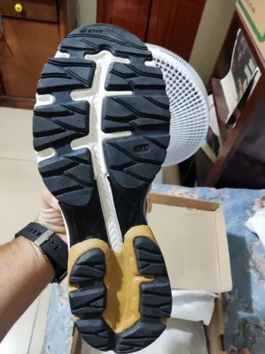 Vendo tênis Asics takumi presídio novo!!!!