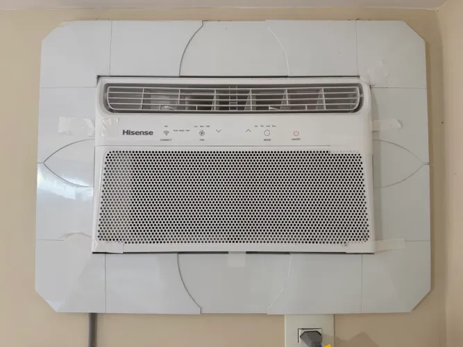 Ar-Condicionado de Janela Hisense Wi-Fi 8.500 BTUs Frio Branco - 110V