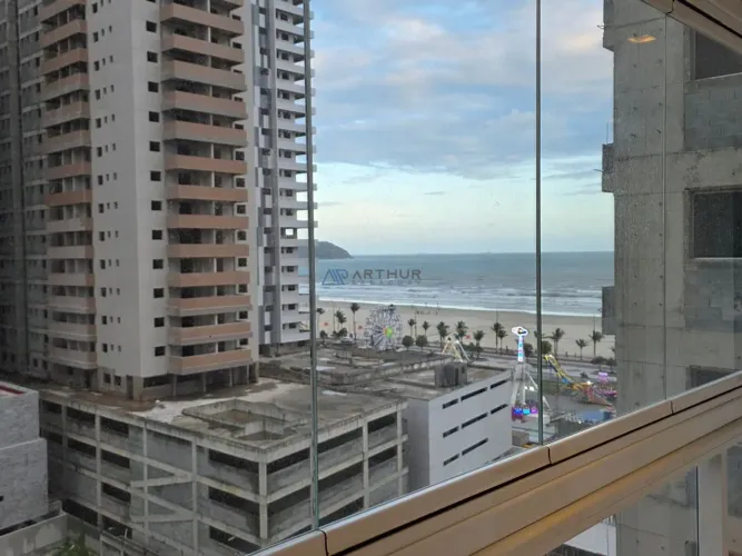 Apartamento Vista Mar à Venda em Praia Grande com 2 dorm e lazer completo