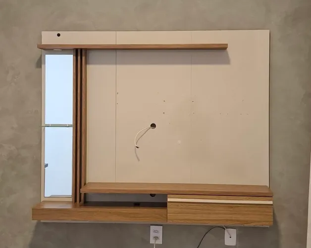 Vende-se painel de TV