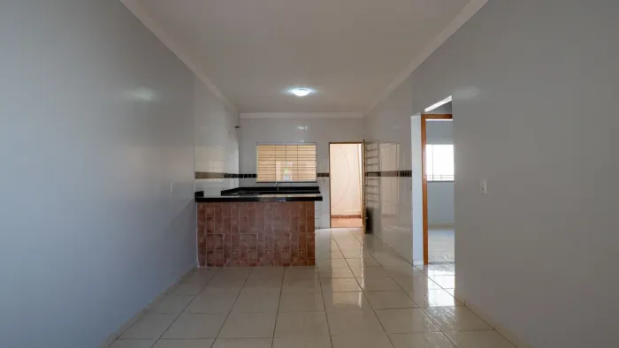 Casa de 2 Quartos disponivél para Locação no Residencial Alice Barbosa.