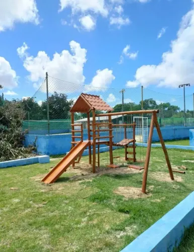 Parque infantil em Eucaliptos tratado Aparti de 2,500 mil Reais