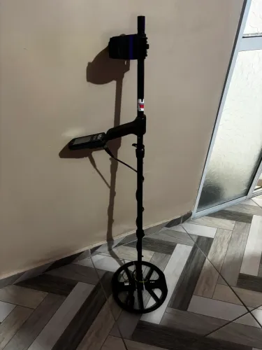 Detector de metais Eqx 11 