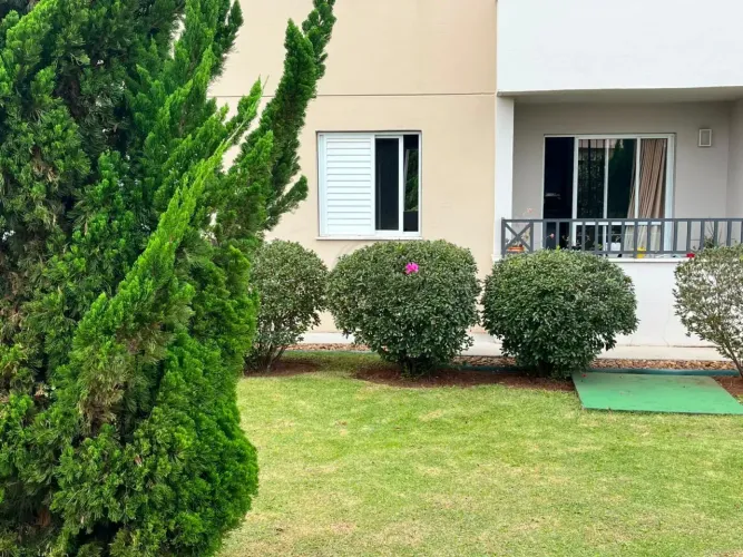 Apartamento Térreo á Venda com 3 Dormitórios sendo, 1 Suíte no Condomínio Monte REF: AP229