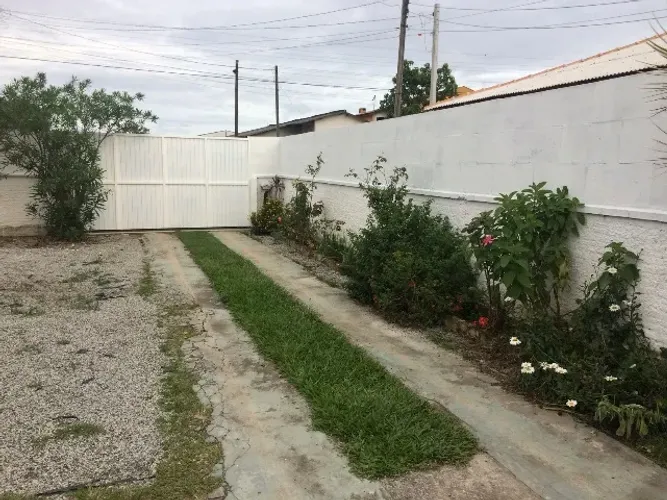 ? **CASA À VENDA - PIÇARRAS \| GUARATUBA/PR**