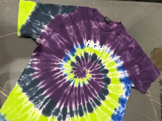 CAMISETA HIGH TIE DYE