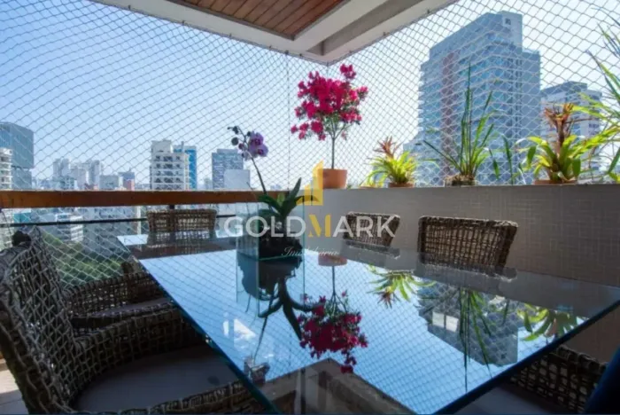 Campo Belo Apartamento à venda - 209m² área útil - 4 dormitórios 2 suítes 3 garagens - laz