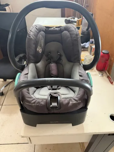 Bebê conforto streety fix usado barato com detalhes de uso